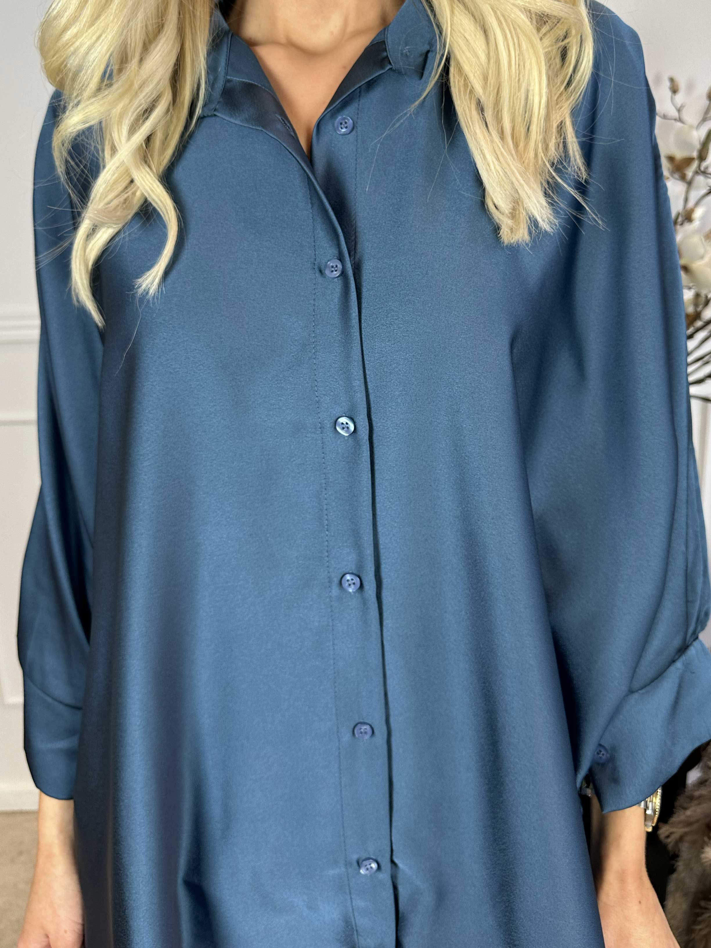 Anja - Skjorte i silkelook med flagermusærmer